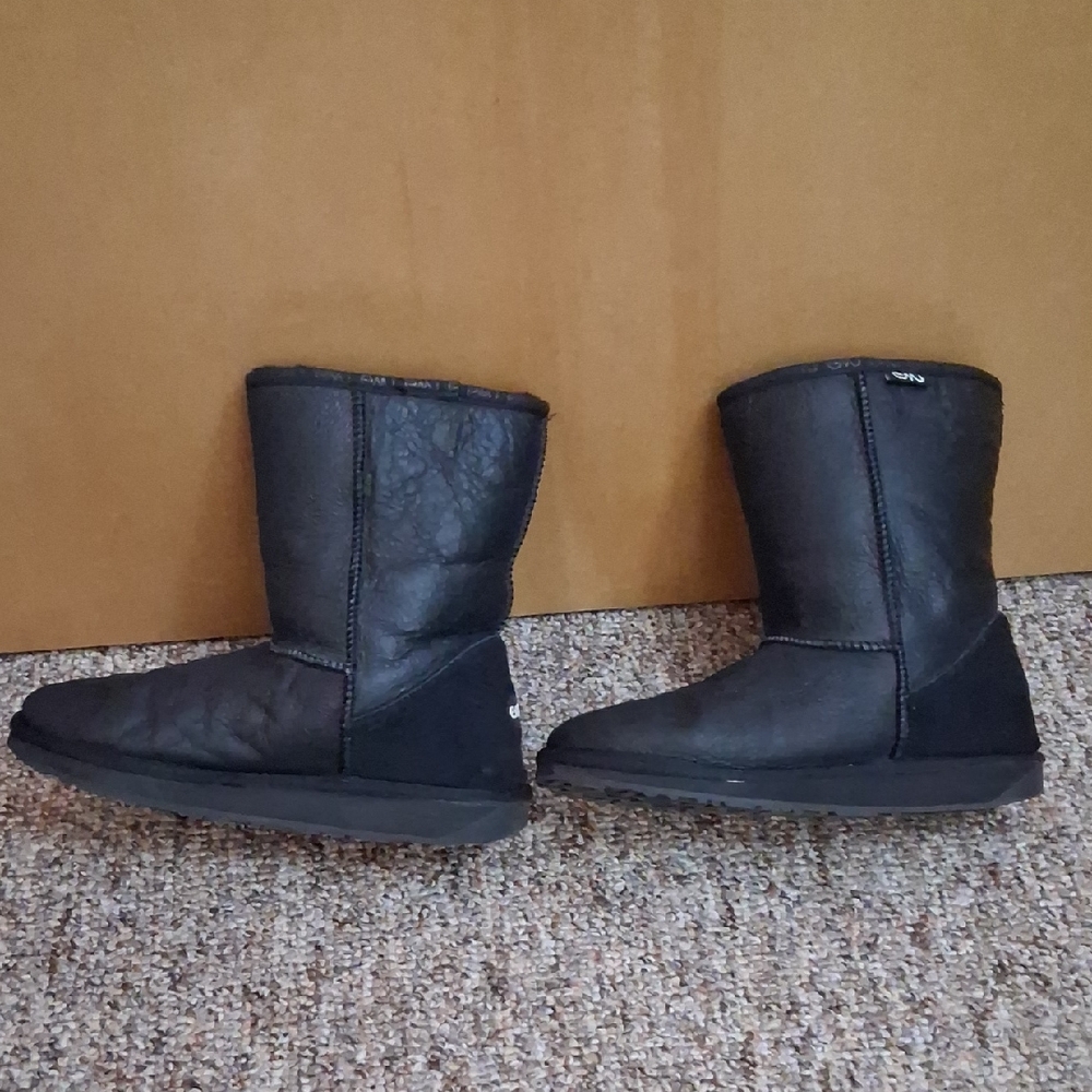 EMU Boots
